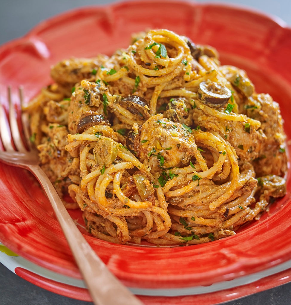 Creamy Lemon Chicken Pasta with Tomato & Olive Intenso