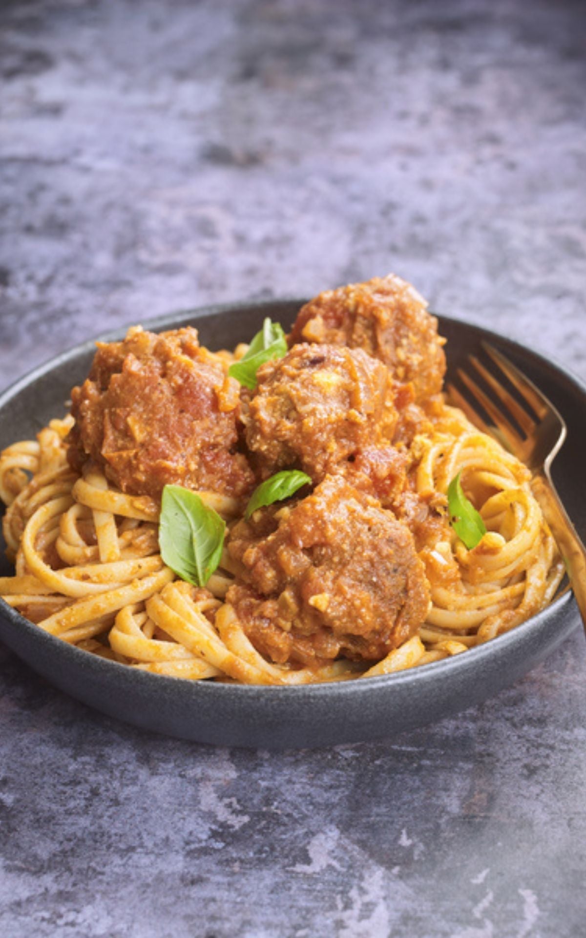 Chickpea Balls in Tomato Pesto Sauce 