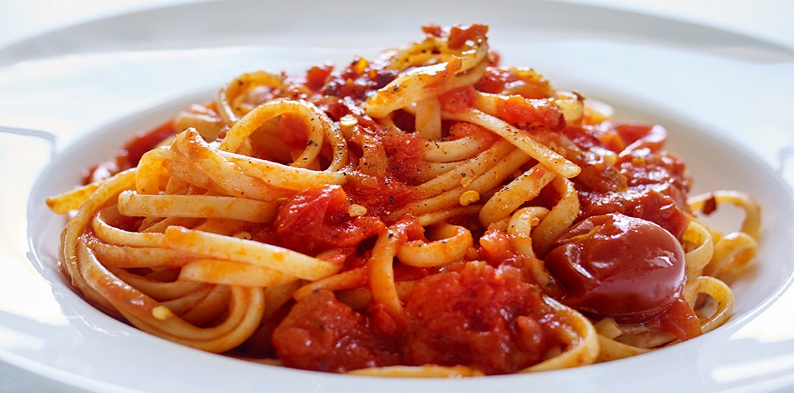 Linguine with Whole Cherry Tomato & Chilli Sauce