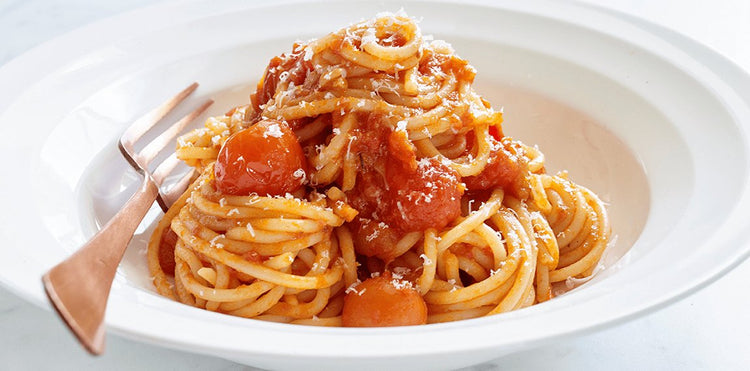 Spaghetti with Whole Cherry Tomatoes & Fiery Chilli Pesto