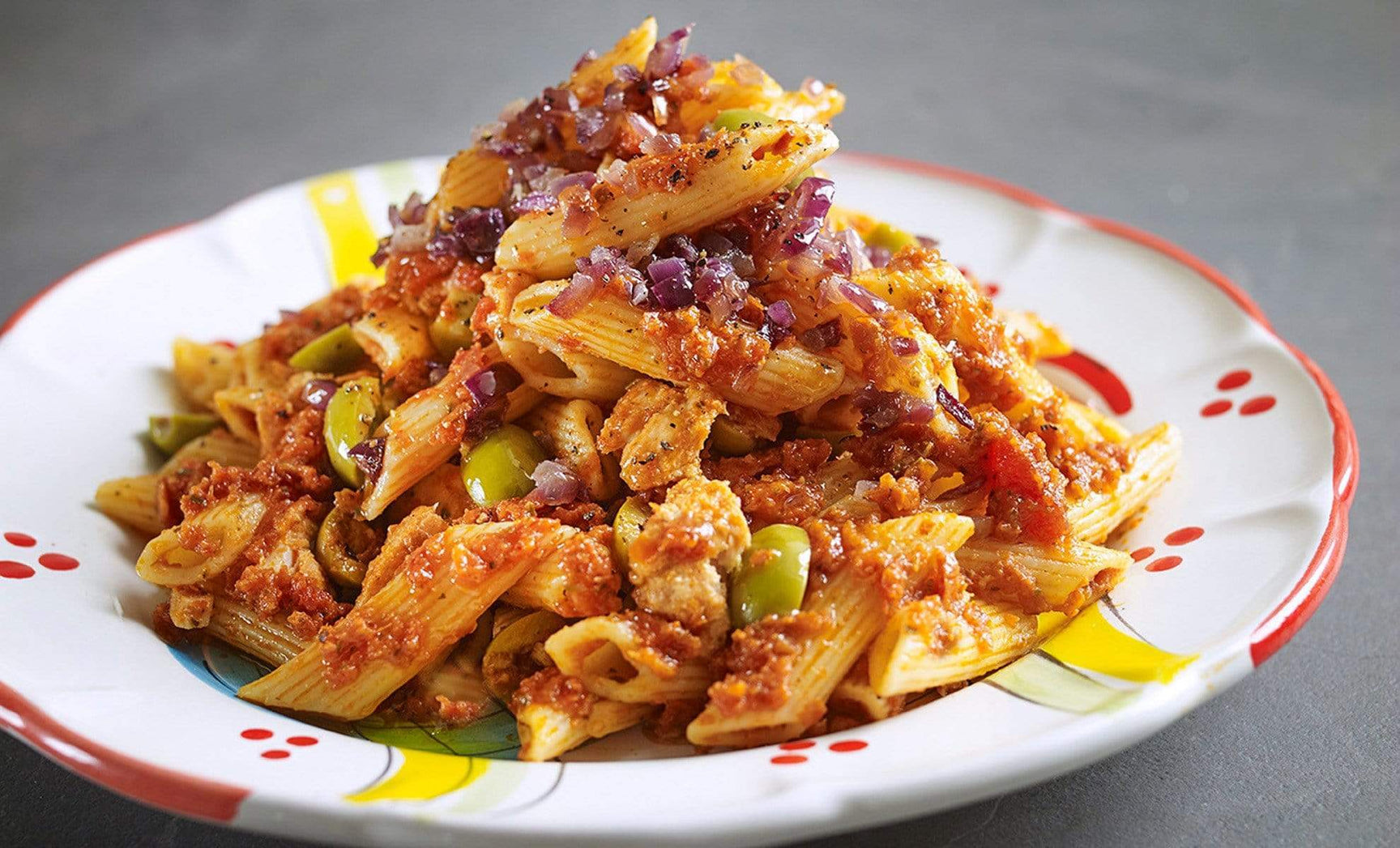 Tuna Pasta with Sun-Dried Tomato & Garlic Intenso