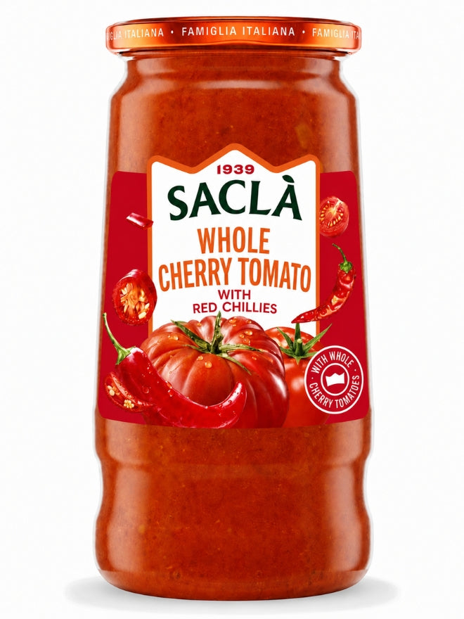 Saclà Whole Cherry Tomato Pasta Sauce with Chilli