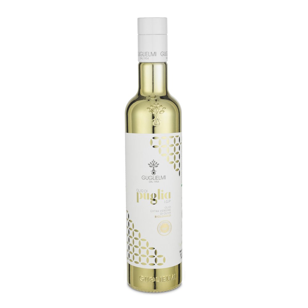 Front of an Organic Olio di Puglia organic olive oil bottle